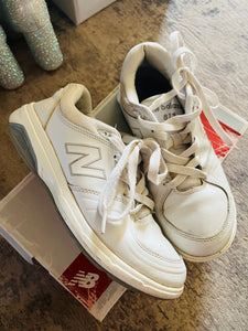 New balance shoes size 7 ￼